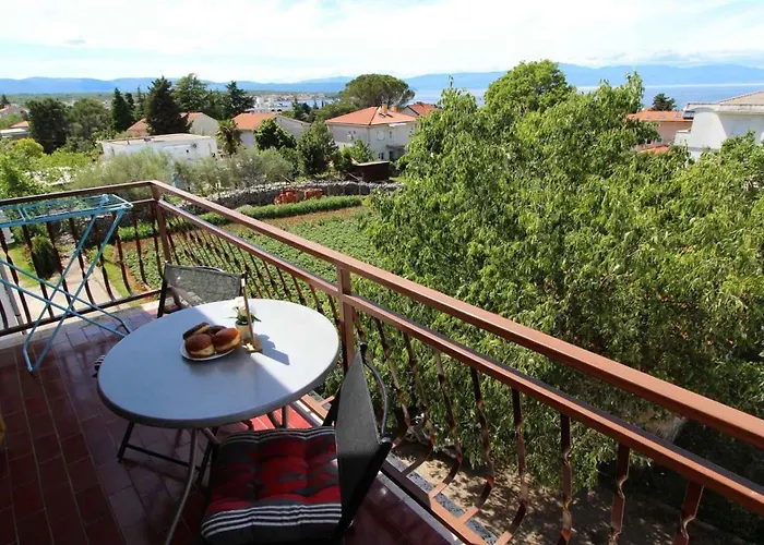 Apartman In 28 Malinska